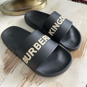 EUC - Burberry Slides - Kids Size 13
